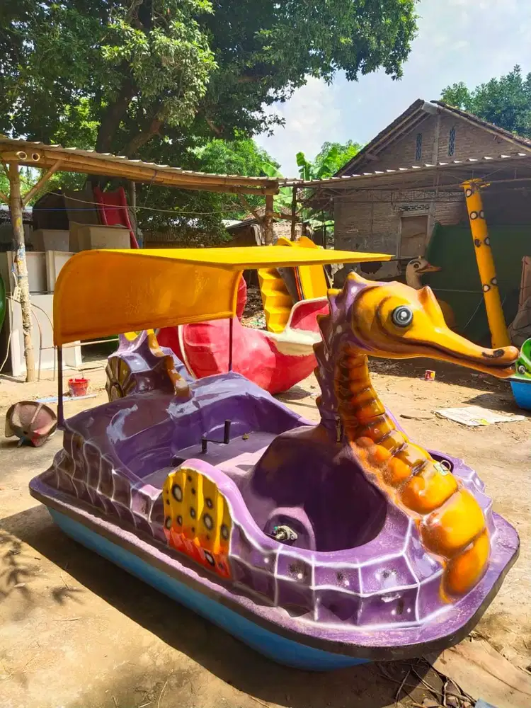 Sepeda air kepala bebek