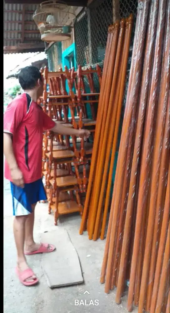 PATAKA / TIANG BENDERA RUANGAN