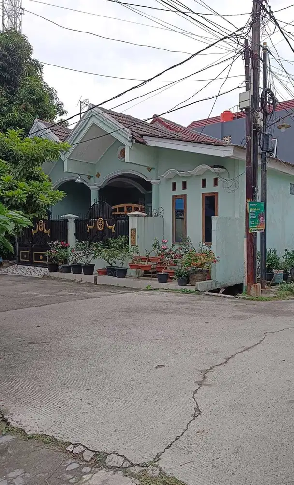 Dijua Rumah Hoek Siap Huni Perumahan Taman Harapan Baru Bekasi Dijual