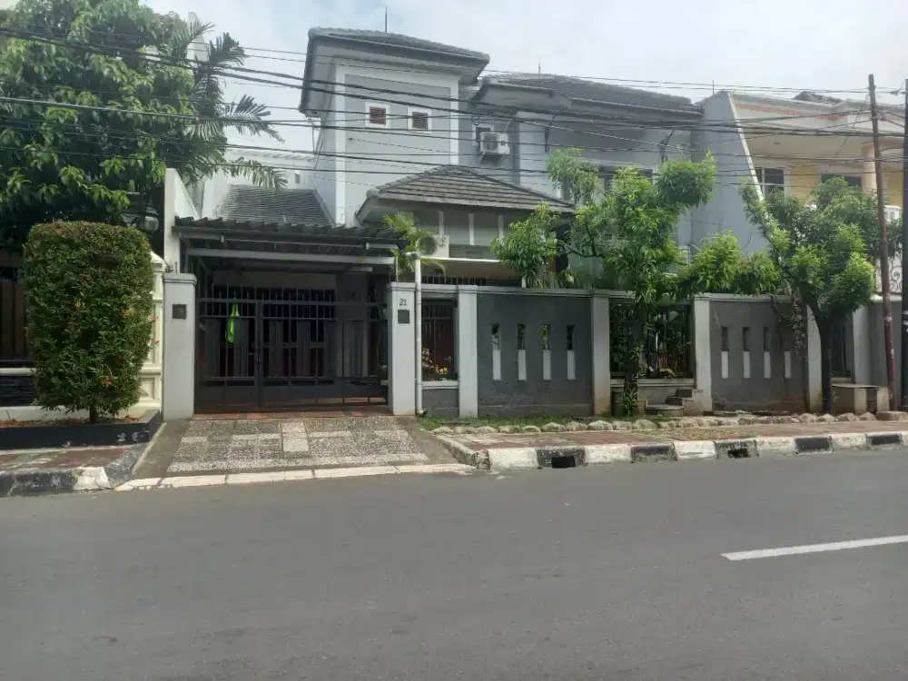 Di rumah mewah masih bagus