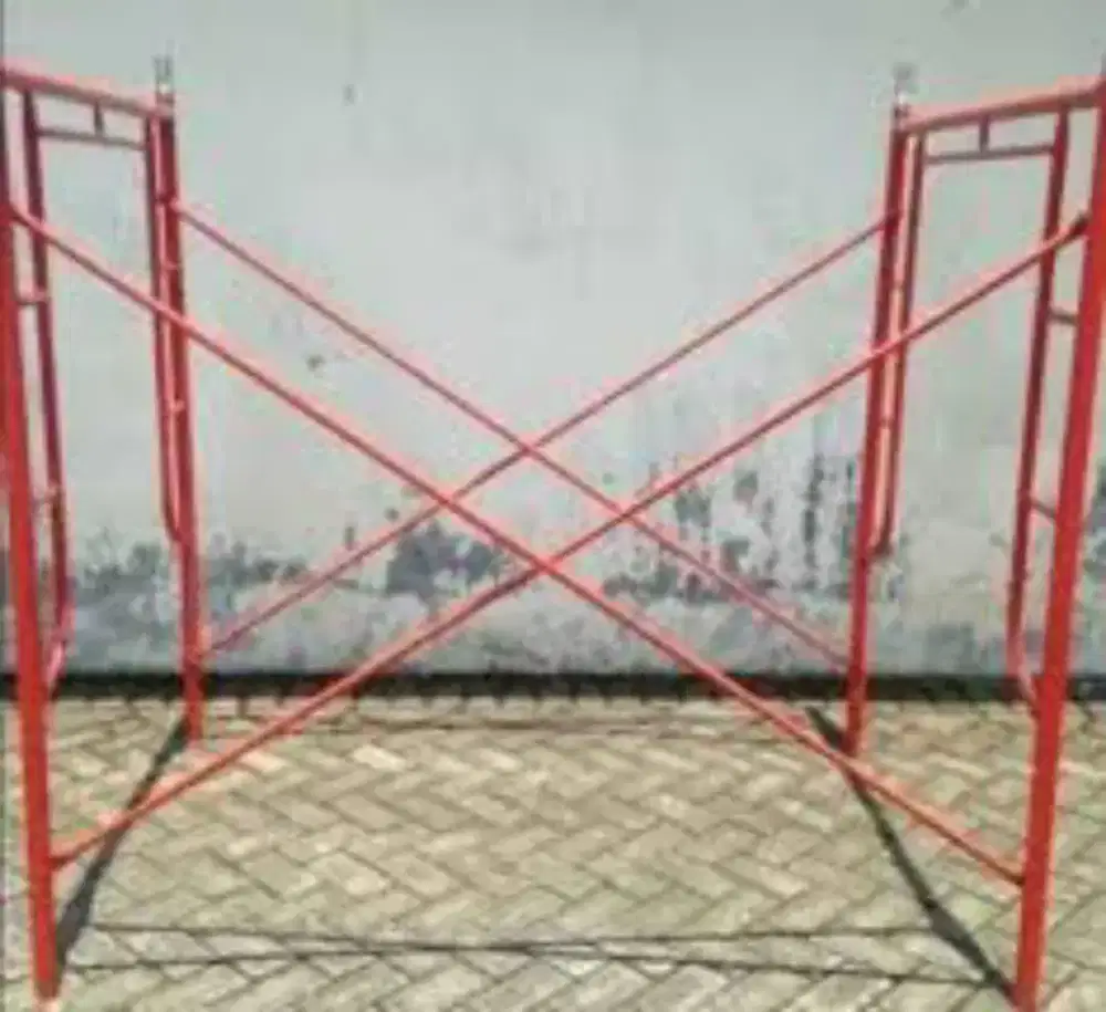 MenyediakanScaffolding untuk proyek perumahan