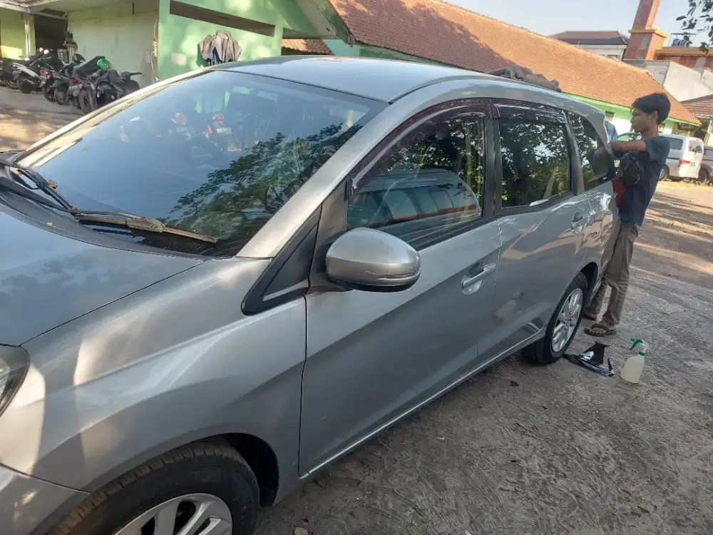 kaca film mobil teknisi dapat dipanggil