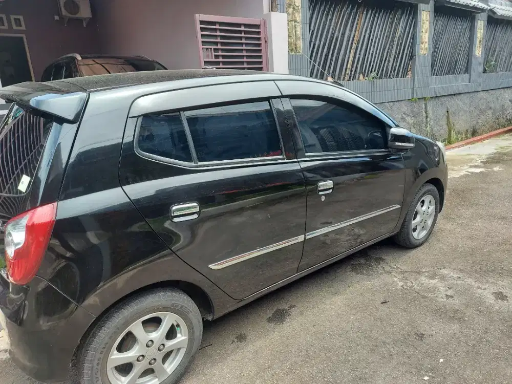 kaca film mobil panggilan ke lokasi anda