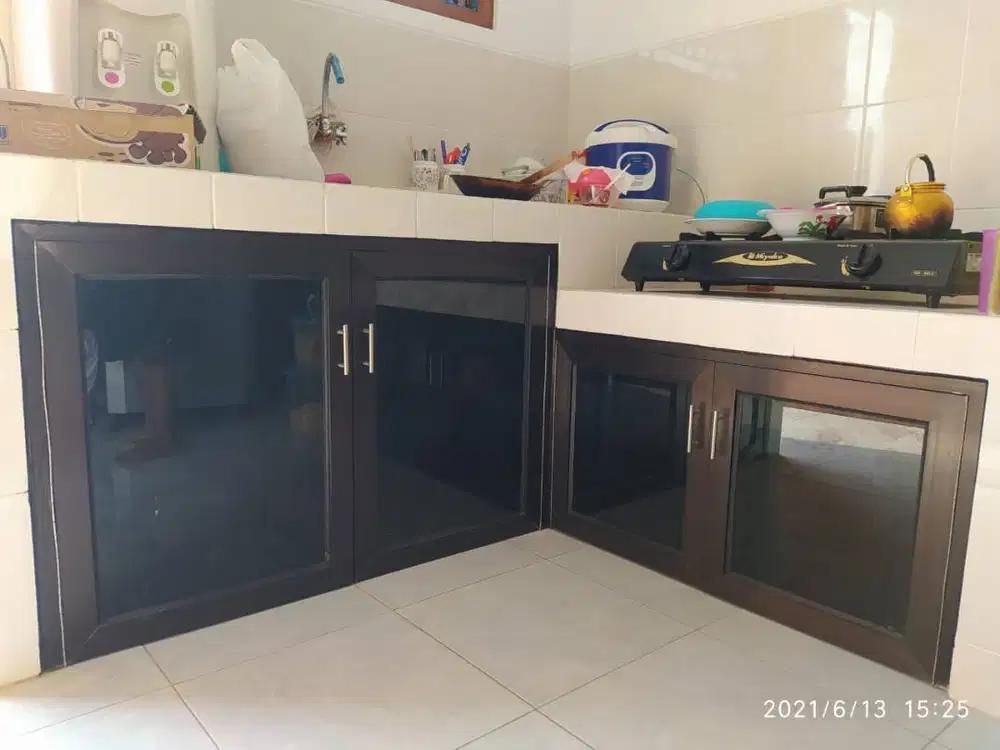 Kitchen set bawah dapur