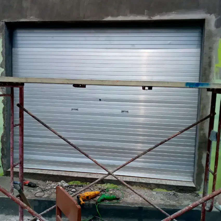 Catur rolling door