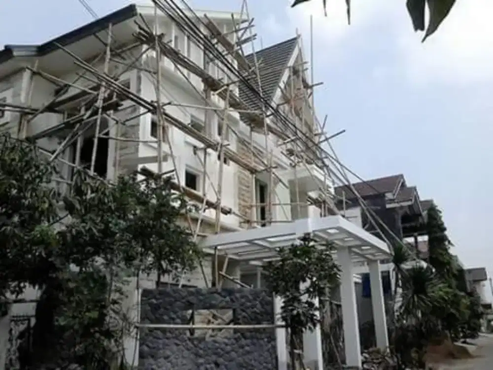 Tukang bangunan malang