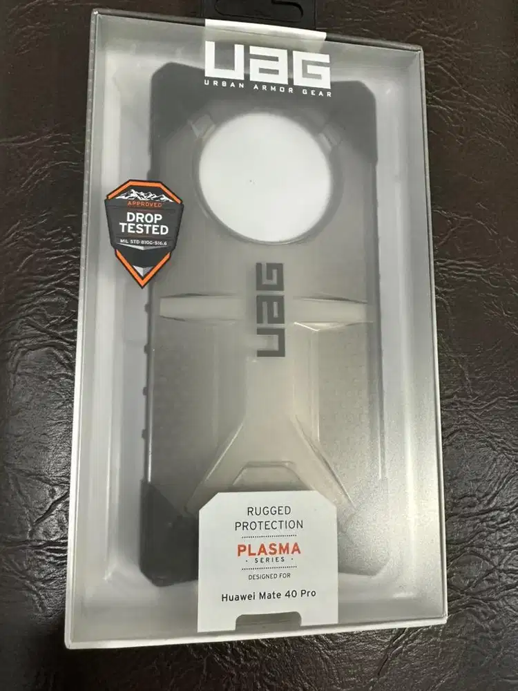 UAG plasma mate 40 pro