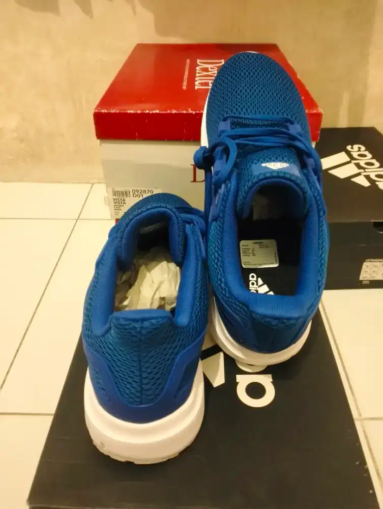 Adidas Running Shoes (Original Guarenteed 1000%)