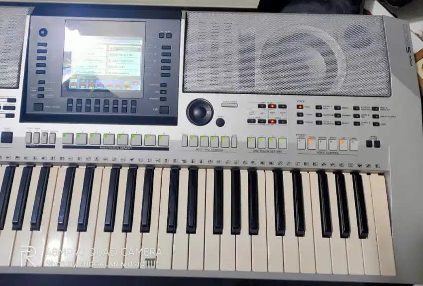 Yamaha PSR S 900