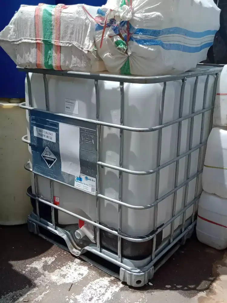 TANDON PLASTIK KAPASITAS 1 KUBIK