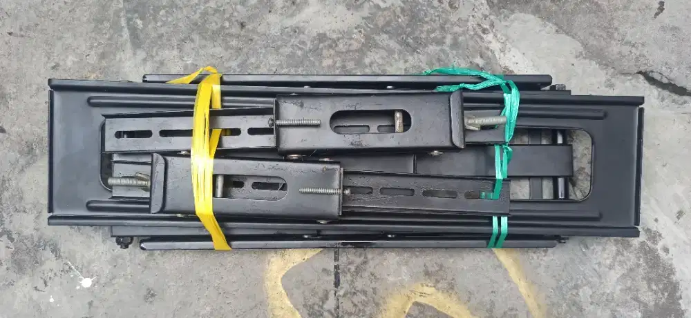 Bracket tv besar istimewa