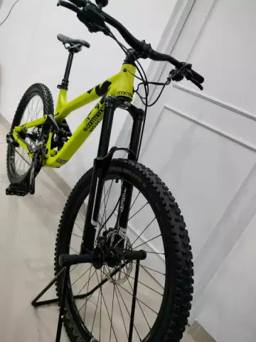 Commencal Meta SL Size S 26 ford Escape 4x4 sunroof Sepeda