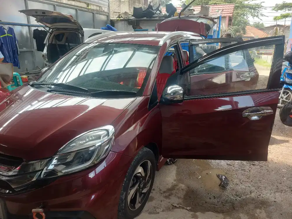 kaca film mobil panggilan