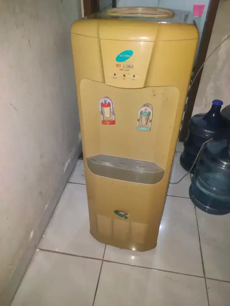 Dispenser uchida masih bagus