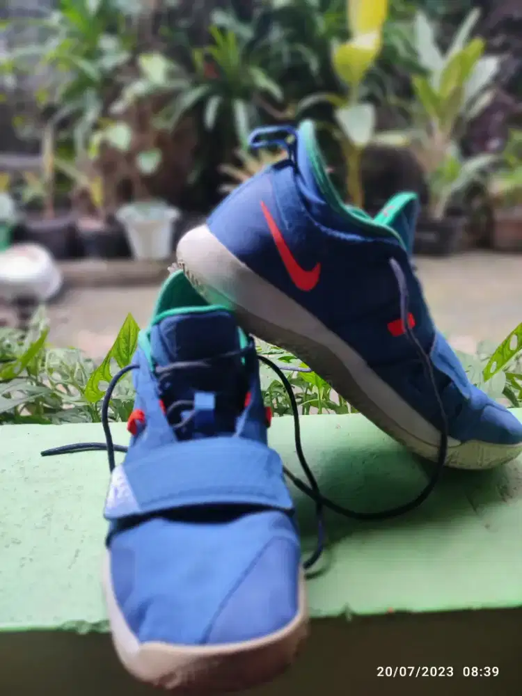 Sepatu Nike PG 13