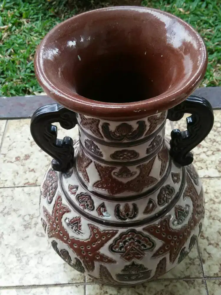 guci vas bunga antik terakota keramik mandella