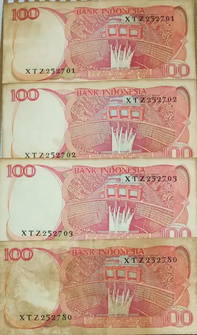 Uang Kertas Kuno 100 rupiah Baru tahun 1984