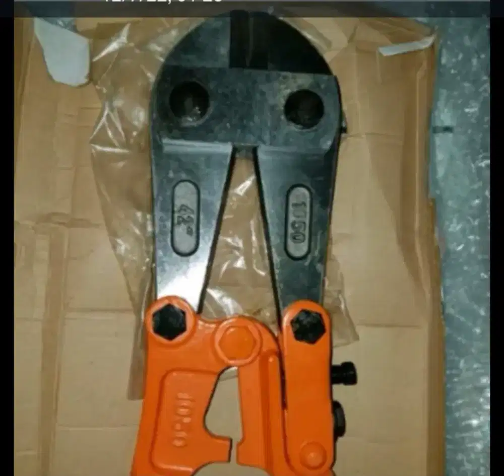Alat potong gembok kawat baja, Bolt Cutter

* 42 (1050mm)