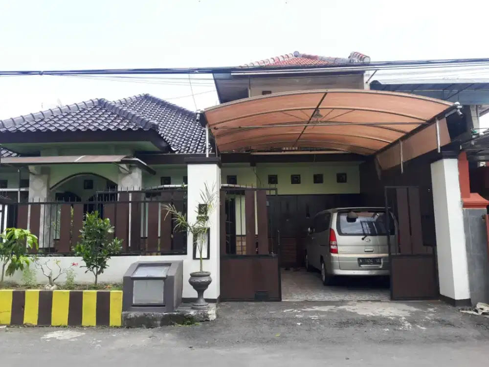 Rumah Mewah Siap Huni Area Papa Papa Dekat Kampus UB Suhat