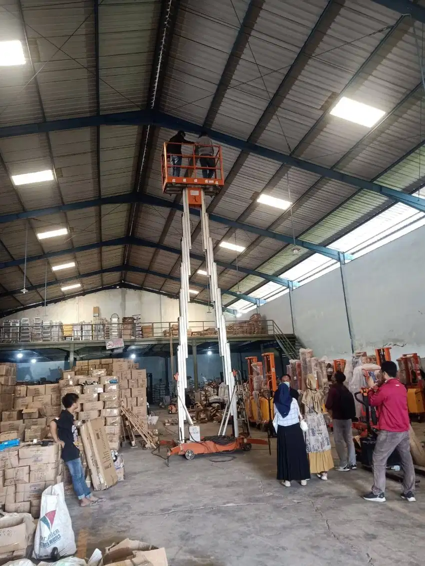 Tangga Hidrolik 14 meter Double Mast Dalton 2 Operator Tangga GTWY