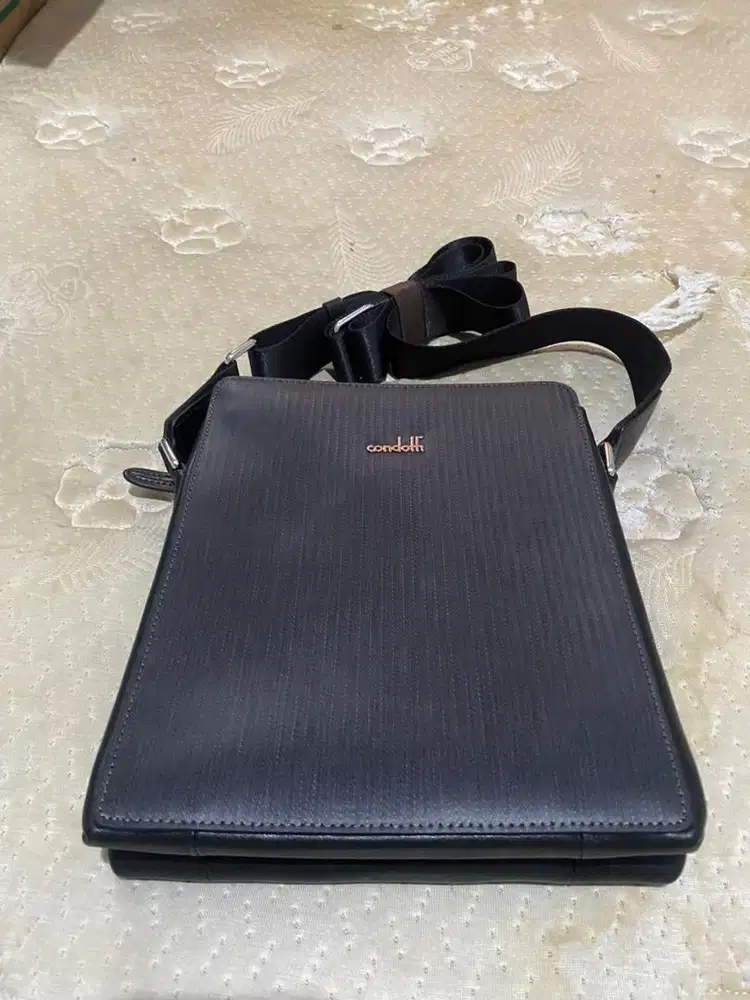 Condotti shoulder bag