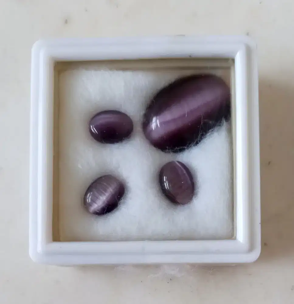 Set Batu Hias Warna Ungu Cat Eyes