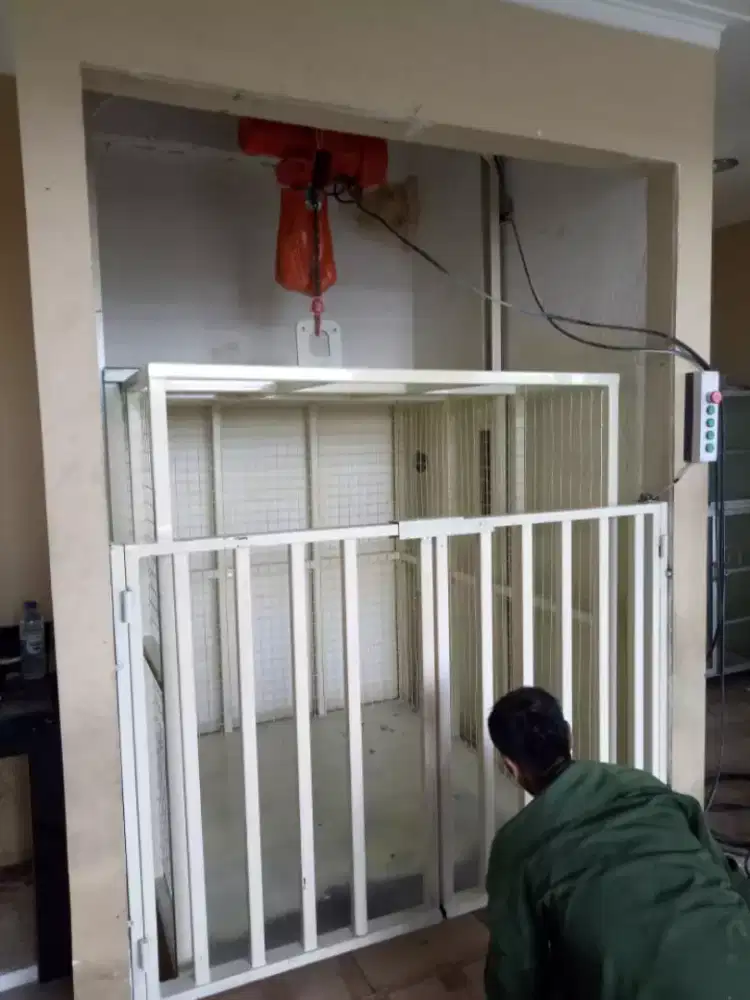 Lift Barang / Lift Cargo