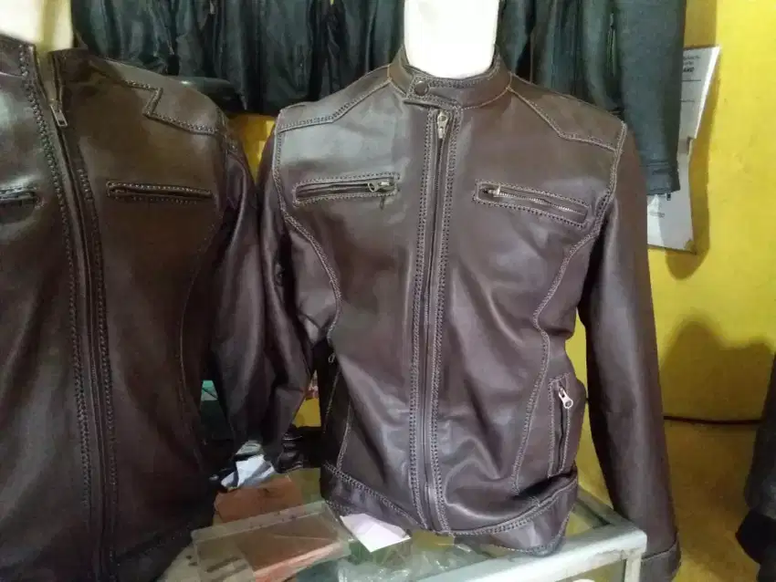 Jaket kulit dan service