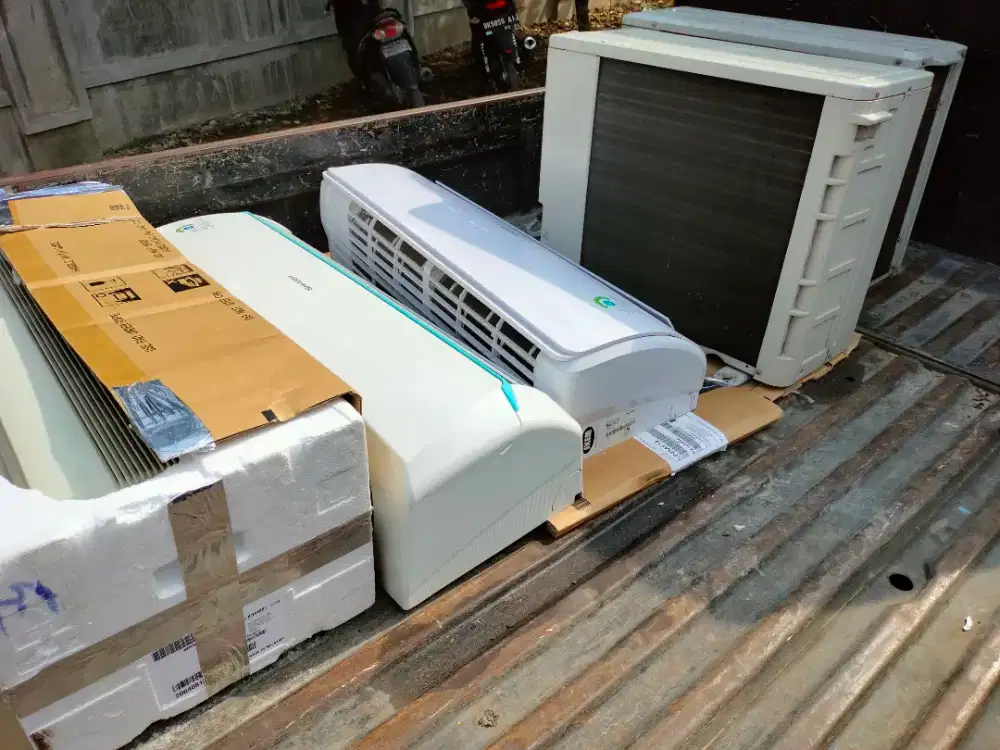 Menerima AC seken / rusak