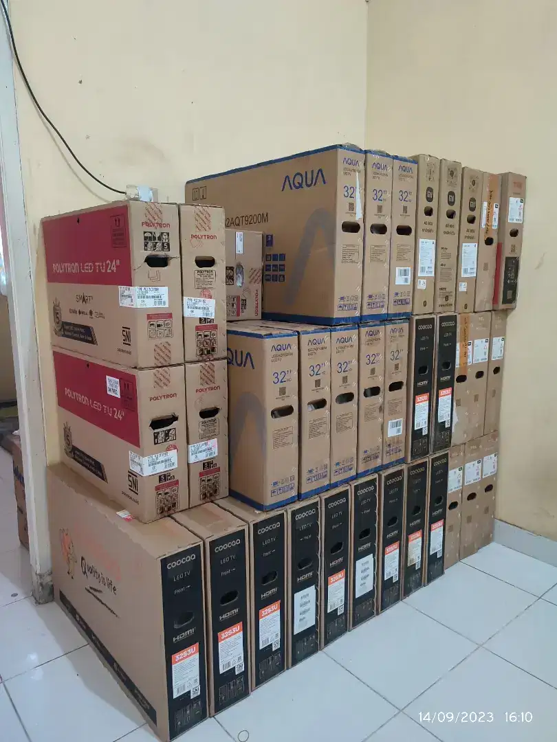 Coocaa 32in FHD Smart Digital tv