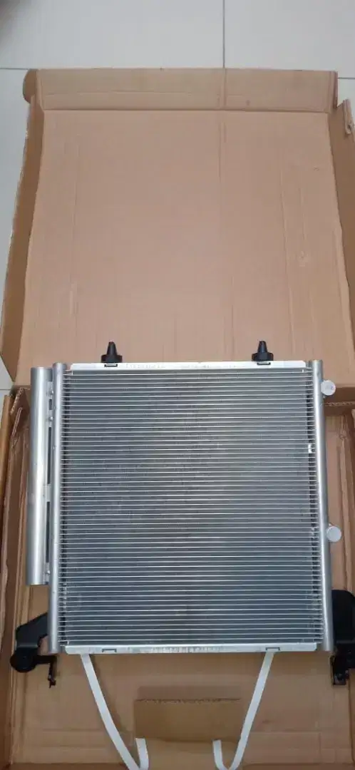 Radiator ac mobil