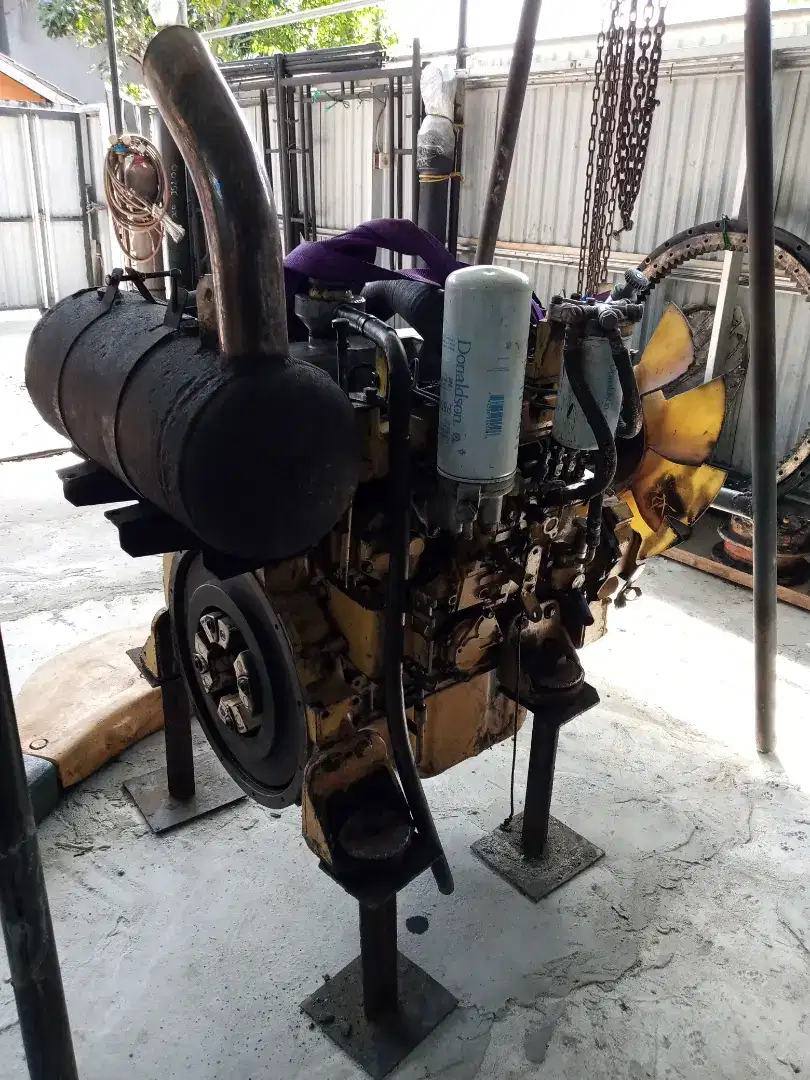 Onderdil excavator Caterpillar 311C,mesin,mainpump,finaldriv,swing dll