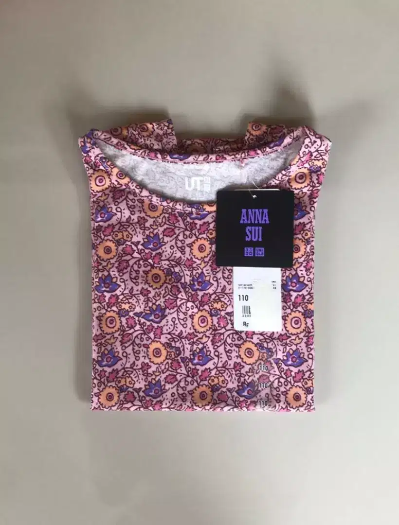 TShirt UNIQLO Kids Anna Sui pink