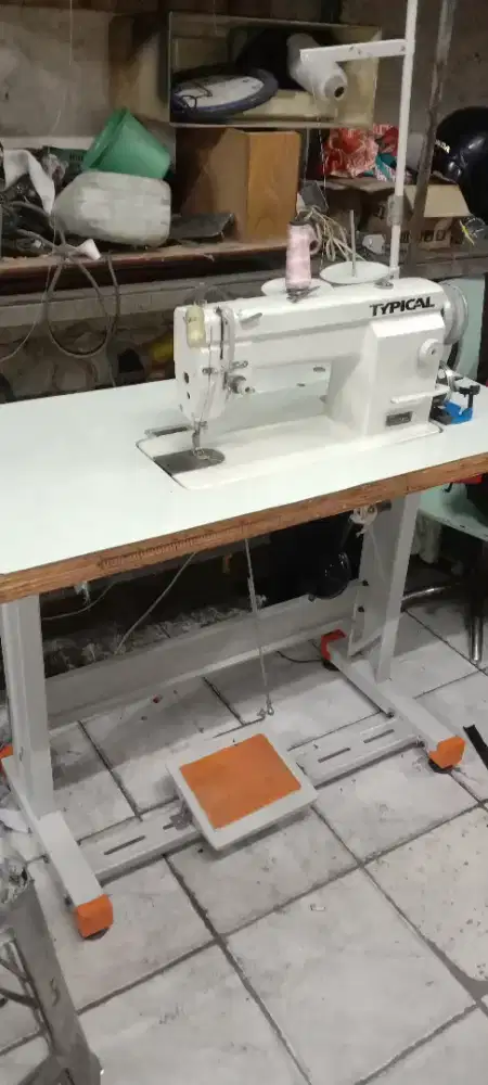 Di jual msin jahit tipical timbul ,  nomal smua ,suara alus bngt