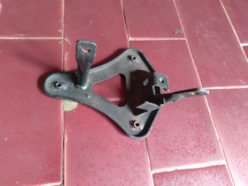 Jual tameng besi depan smash lama