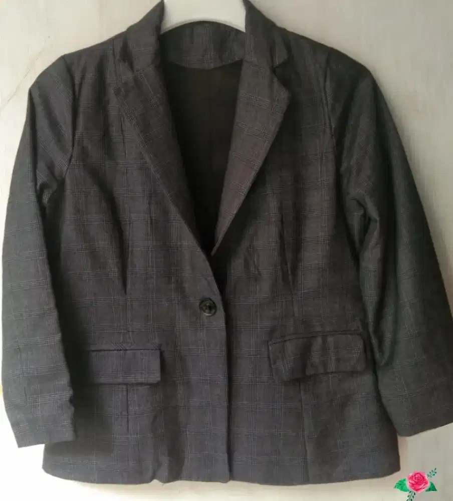 Blazer Tartan HS Wanita.Like New