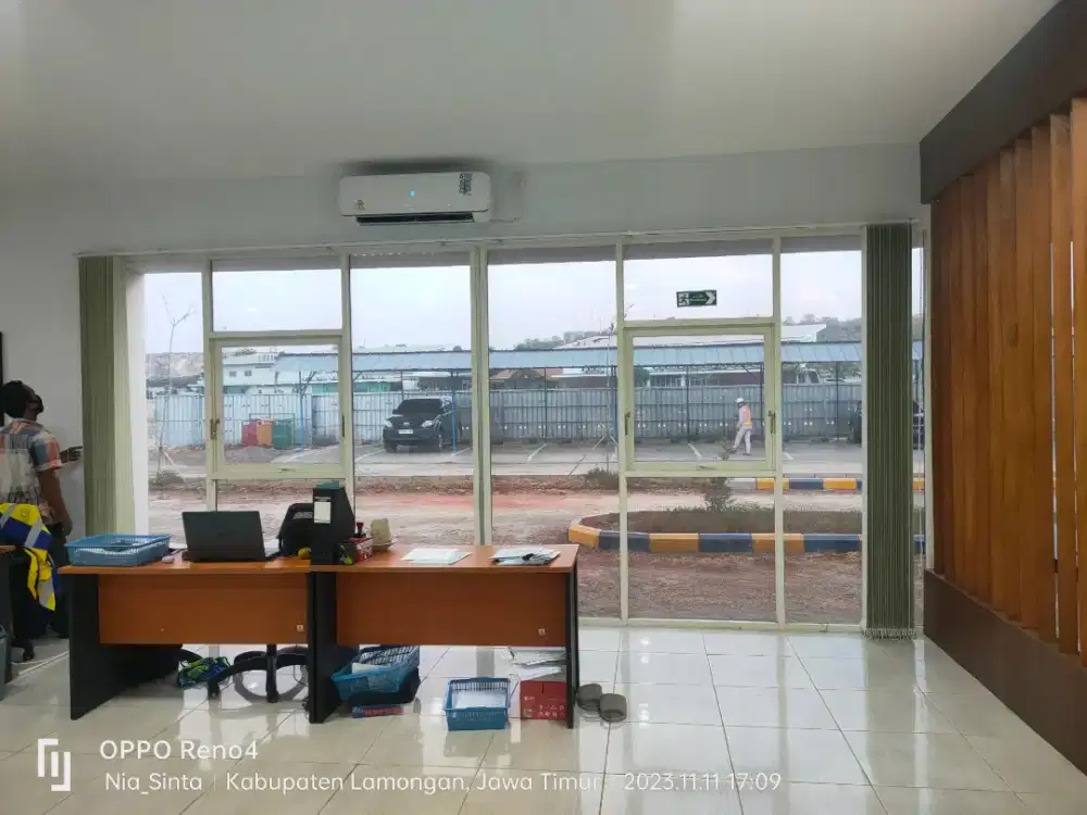 Vertical Blind ( BLACKOUT )