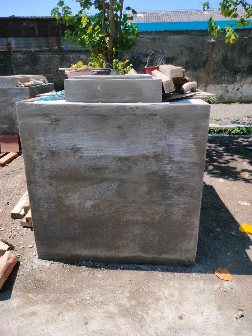 Tandon air beton cor ground tank saptictank