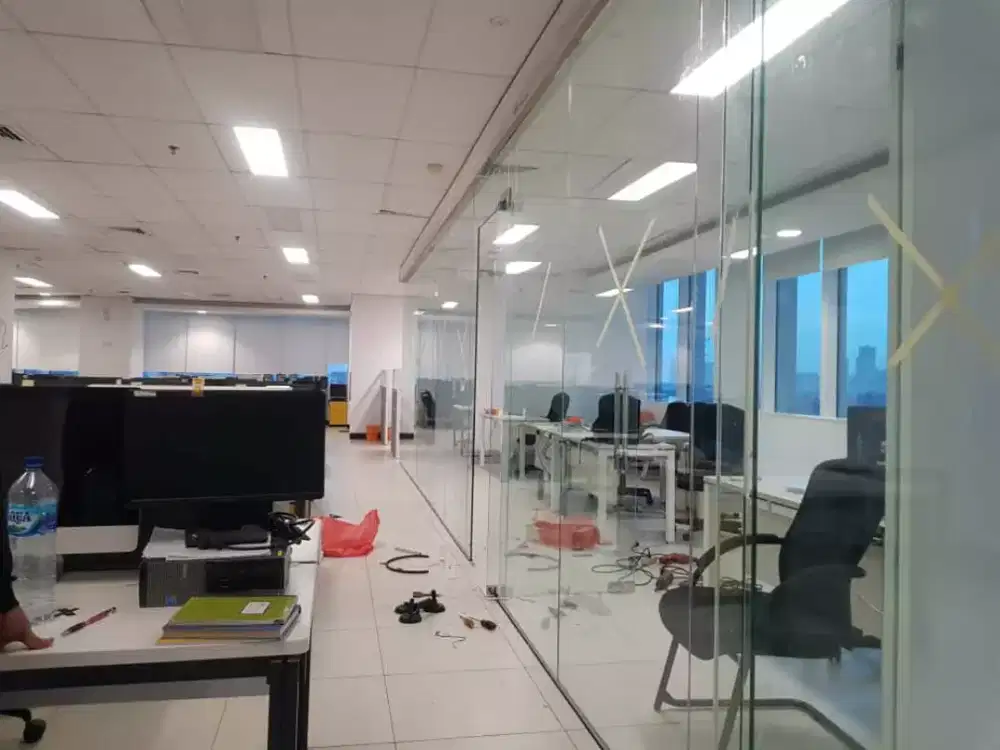 Tukang kaca dan allumunium