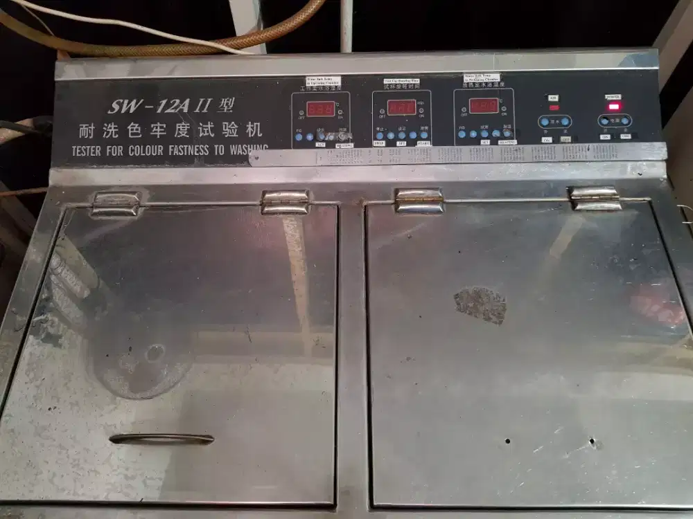 Dijual cepat Mesin matching warna tester colour washing sw-12a II