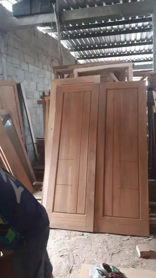 pintu daun kuputarong utama