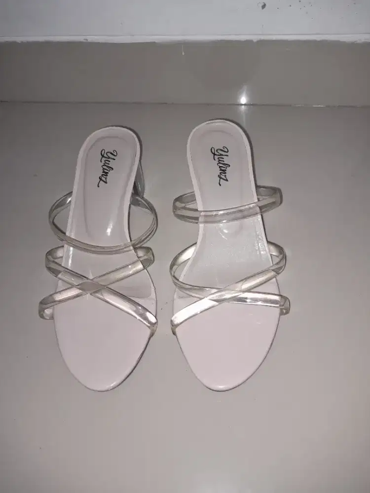 Sandal Wanita Yulinz