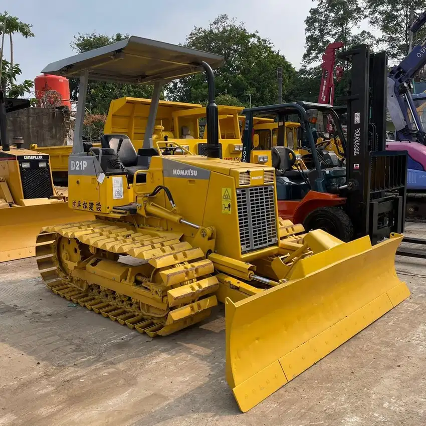 Dijual ! Bulldozer Komatsu D21P-7. Ex Japan !