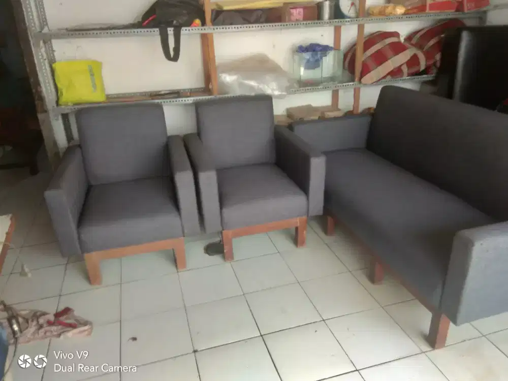 Menerima service sofa dan buat baru