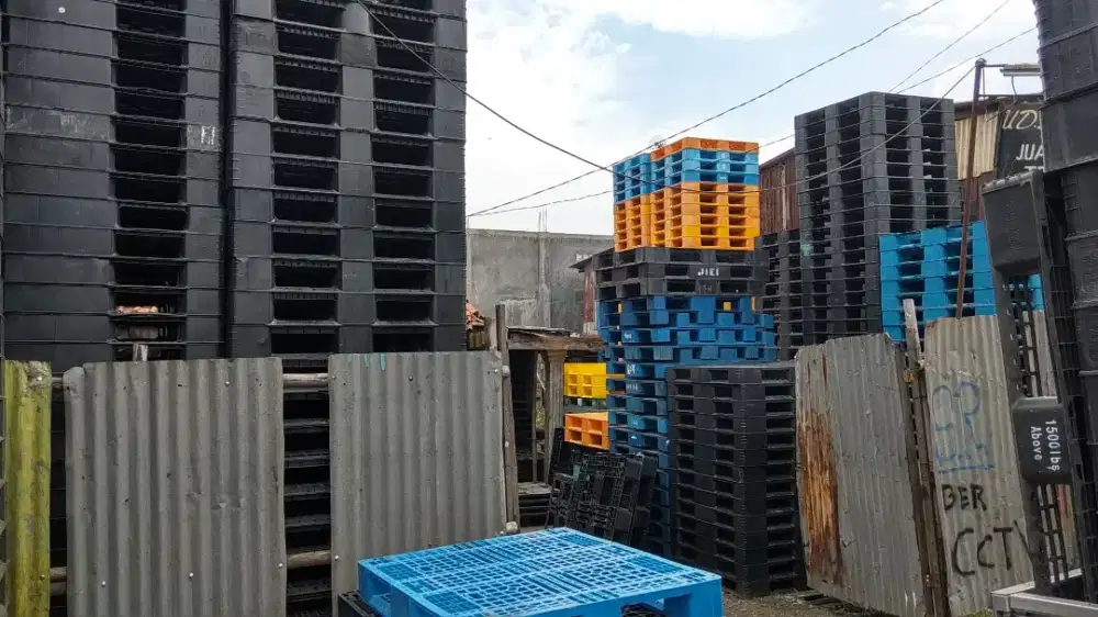Jual beli pallet plastik, box container, keranjang semua ukuran murah