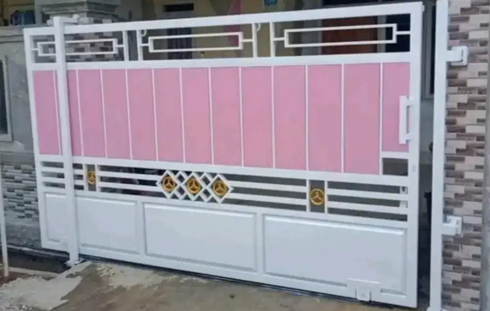 Pagar dorong minimalis