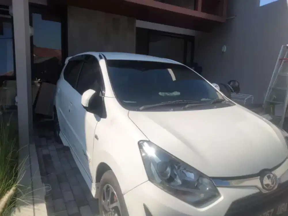 kaca film mobil panggilan ke tempat anda