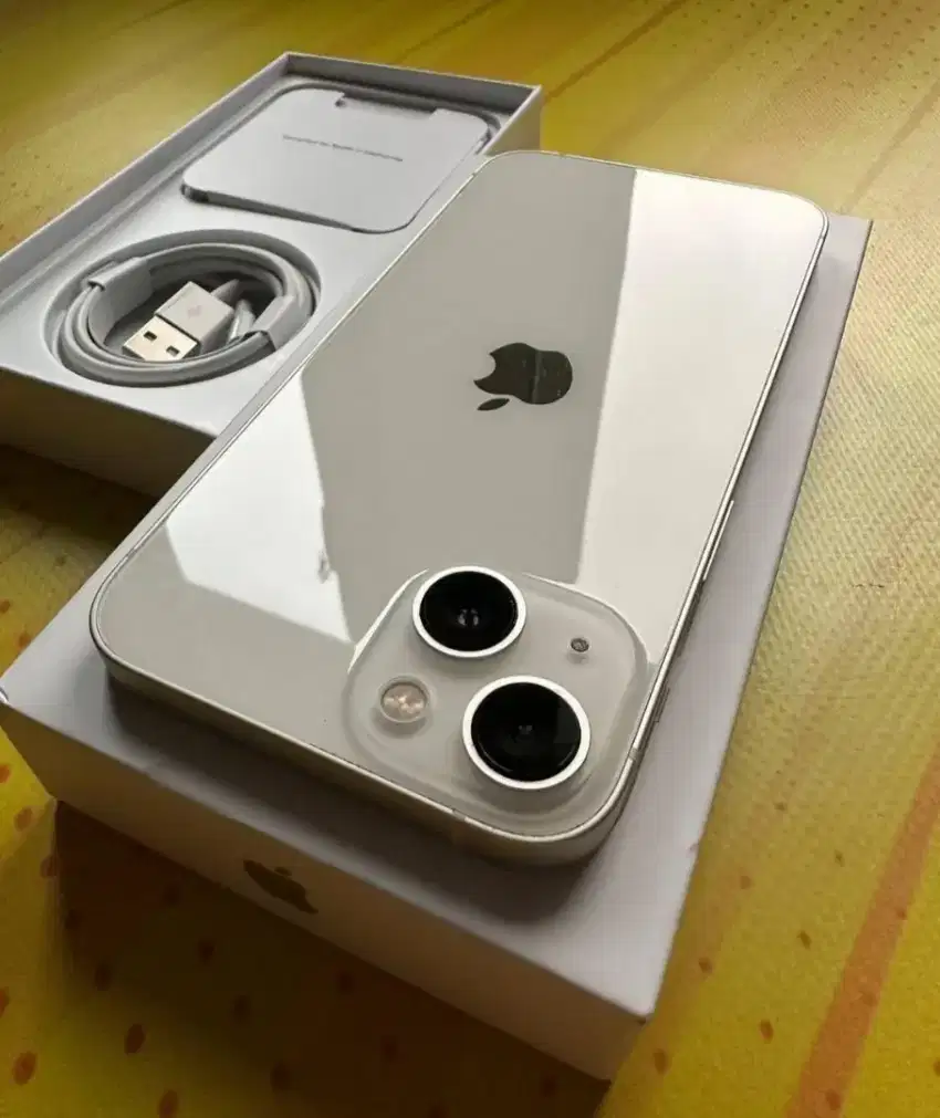 IPHONE 13 SEGEL BOX GARANSI RESMI