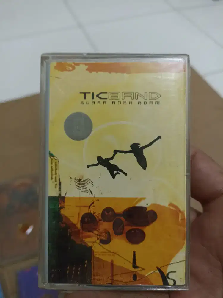 Kaset pita Tic band  Suara anak adam