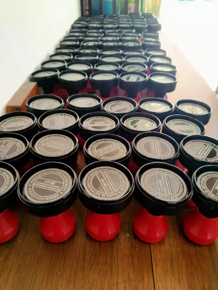 Stempel warna, Runaflek,  Cristal,  Trodat, Ganci dll